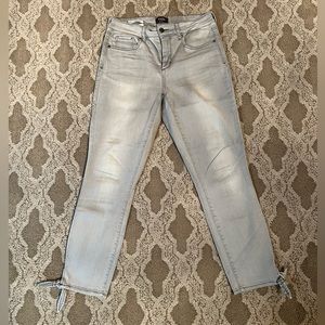 NYDJ Ami Skinny Ankle Jean -Size 8